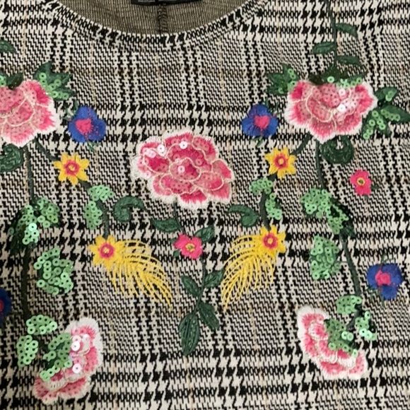 Zara Plaid Floral Sequin Embroidered T-Shirt Dress - Picture 3 of 9